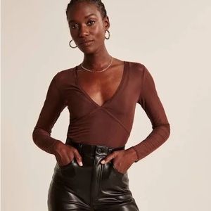 Abercrombie & Fitch Long-Sleeve V-Neck Mesh Top